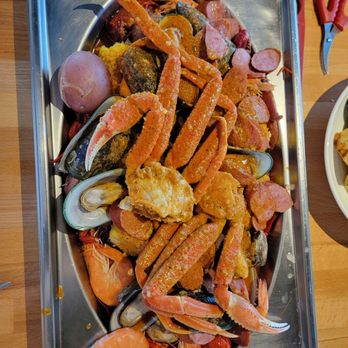 Happy Crab - Mermaid Platter - Seafood Near Me - Seattle, Washington