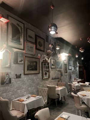 Ostrow Brasserie by null