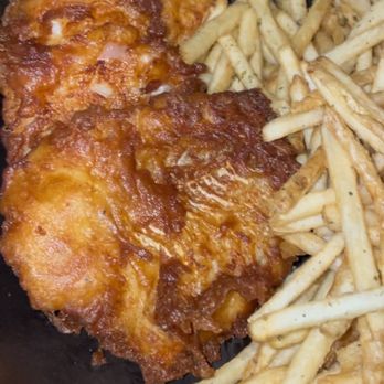 Coyne's Restaurant & Bar - Fish and chips - Seafood Near Me - Eagle, Idaho
