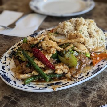 The Jade Restaurant - Hunan Queen - Chinese Near Me - Visalia, California The Jade Restaurant - Hunan Queen - Chinese Near Me - Visalia, California