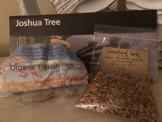 Joshua Tree Health Foods by null