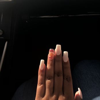 Planet Nail Bar - Middle finger and index finger nails came out slanted. - Nail Salons Near Me - Houston, Texas