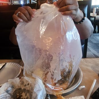 Crafty Crab - Concord - Presentation of the seafood boil - Seafood Near Me - Concord, North Carolina