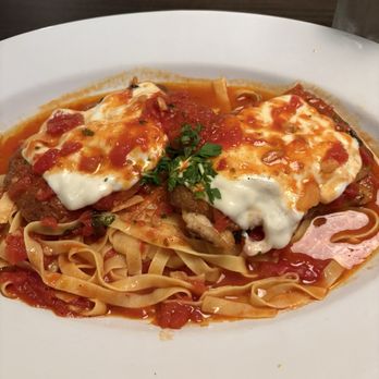 Serafino's Restaurant - Veal Sorrentino - Pizza Near Me - Wallingford, Connecticut Serafino's Restaurant - Veal Sorrentino - Pizza Near Me - Wallingford, Connecticut