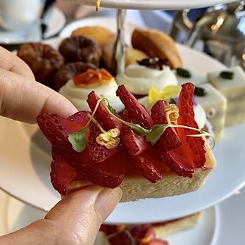 Le Meridien Pasadena Arcadia - Strawberry mascarpone pastry: 1/5 - Hotels Near Me - Arcadia, California Le Meridien Pasadena Arcadia - Strawberry mascarpone pastry: 1/5 - Hotels Near Me - Arcadia, California
