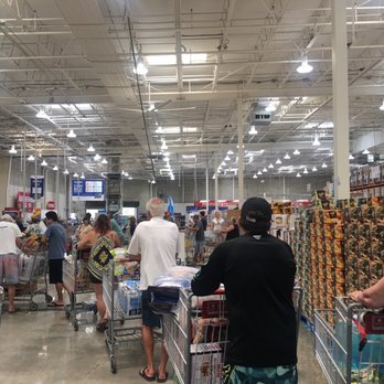 Costco - Long as sin. U should see the looks on everyone's faces - Wholesale Stores Near Me - Honolulu, Hawaii