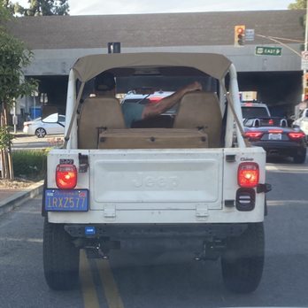 Hezi Auto Repair - Happy jeep owner leaving the shop! - Auto Repair Near Me - Studio City, California Hezi Auto Repair - Happy jeep owner leaving the shop! - Auto Repair Near Me - Studio City, California