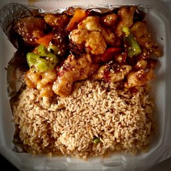 Pao Peng Asian Cuisines - General Tso Chicken