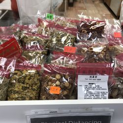 31 Chinese Herbal Clinic - Herbal shop