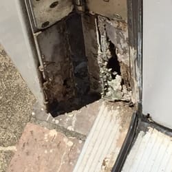 Diamond Property Management - Door frame