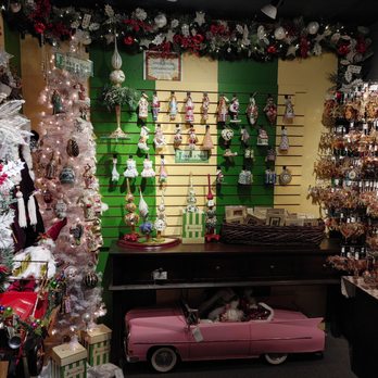 Kris Kringl - Holiday Decorations Near Me - Leavenworth, Washington
