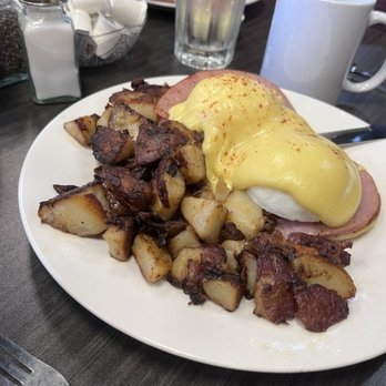 Honey & Co - Traditional Eggs Benedict - Breakfast & Brunch Near Me - Salem, Oregon Honey & Co - Traditional Eggs Benedict - Breakfast & Brunch Near Me - Salem, Oregon