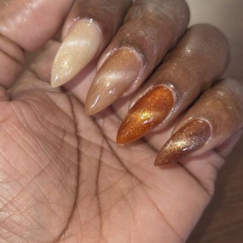 Polished Nail Spa - Nail Salons Near Me - Berkeley, California
