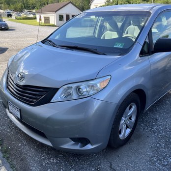 Ron Motor - Side lot with selection of autos - Car Dealers Near Me - Sussex, New Jersey Ron Motor - Side lot with selection of autos - Car Dealers Near Me - Sussex, New Jersey