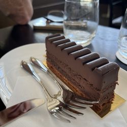 Sprüngli - Chocolate cake.