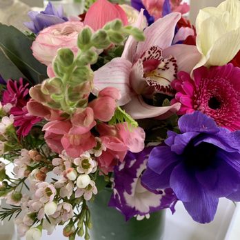 Jayne's Flowers - Florists Near Me - Boston, Massachusetts