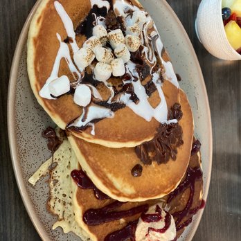 Early Bird Shadow Lake - Pancake Flight - Breakfast & Brunch Near Me - Papillion, Nebraska Early Bird Shadow Lake - Pancake Flight - Breakfast & Brunch Near Me - Papillion, Nebraska