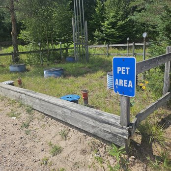 U-B's Diner & Bakery - Pet area? That doesn't look oet friendly - Bakeries Near Me - Oswegatchie, New York U-B's Diner & Bakery - Pet area? That doesn't look oet friendly - Bakeries Near Me - Oswegatchie, New York