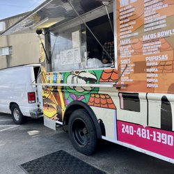 Food Truck Taqueria Y Pupuseria 3 Hermanos