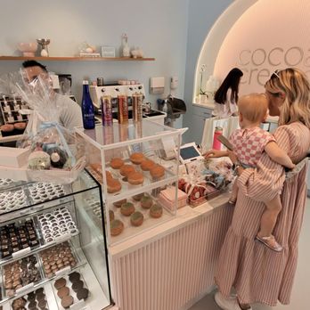 Cocoa + Cream - donuts and individual chocolates! - Gelato Near Me - Los Angeles, California Cocoa + Cream - donuts and individual chocolates! - Gelato Near Me - Los Angeles, California