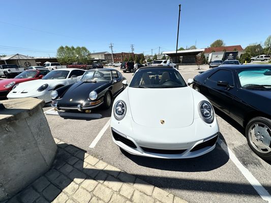 Junkyard Dog Steakhouse by null