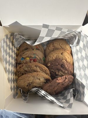 The DW Cookie Company by null