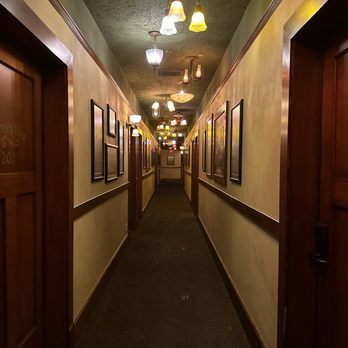 McMenamins Kennedy School - English wing - Hotels Near Me - Portland, Oregon