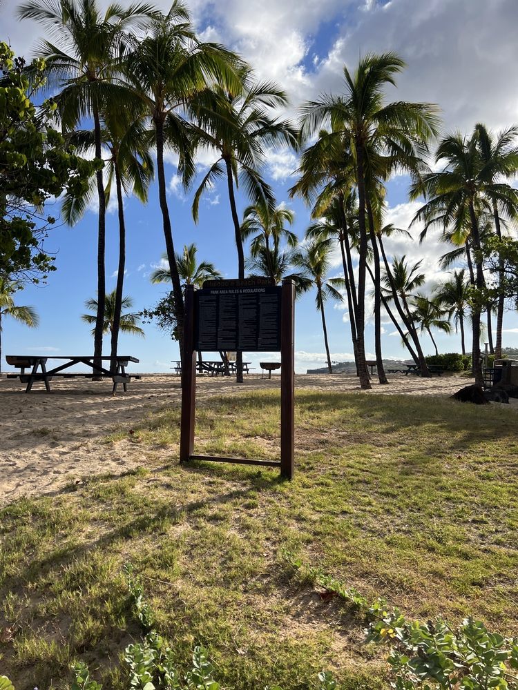 Hulopo'e Beach Park Logo