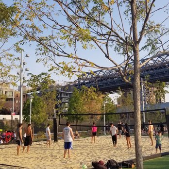 Domino Park - Parks Near Me - Brooklyn, New York Domino Park - Parks Near Me - Brooklyn, New York