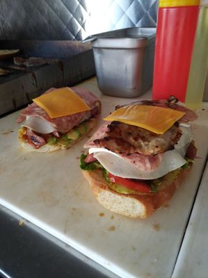 Tortas Gigantes El Monje Loco by null