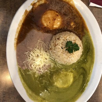 Cafe De Olla - Huevos Divorciados - American Near Me - Burbank, California