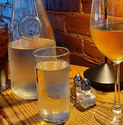 PUBLIC eat+drink by null
