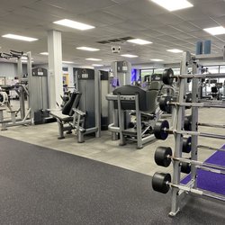 Anytime Fitness - New equipment