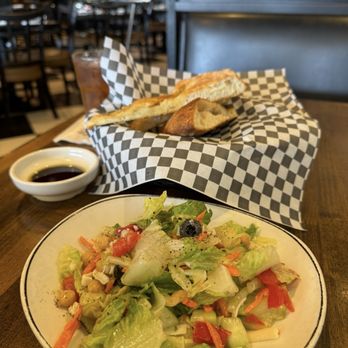 Maria's Italian Kitchen - Pasadena - Italian Near Me - Pasadena, California
