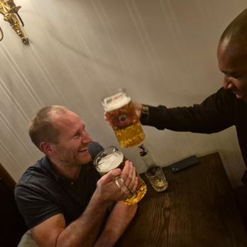 The Bishops Arms - Restaurants Near Me - Sundbyberg, Alberta