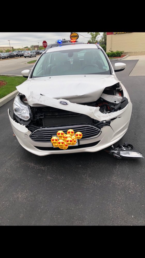 AUTO BODY VILLAGE 21 Reviews 22W560 Poss St, Glen Ellyn, Illinois