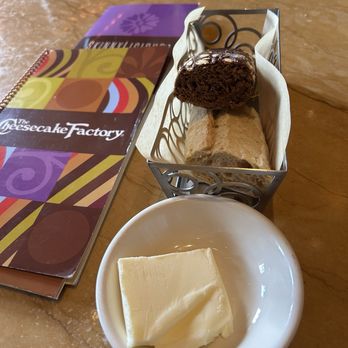 The Cheesecake Factory - Warm bread and butter - Desserts Near Me - Austin, Texas