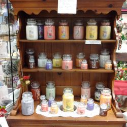 Batavia Stage Coach Florist - Yankee Candles