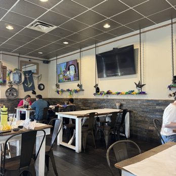 On The Hook - Cajun/Creole Near Me - Brea, California