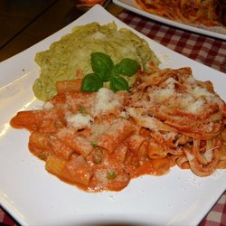 Pizzeria Piccolina - (M)ein Teil der Pasta Mista für Zwei