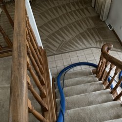 A & R Carpet & Upholstery