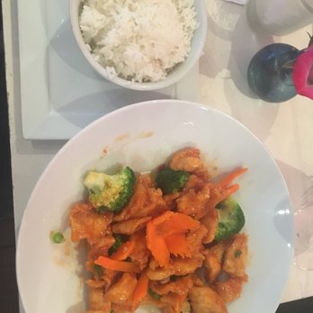 Bonding - Volcano Chicken - Sushi Bars Near Me - Miami, Florida