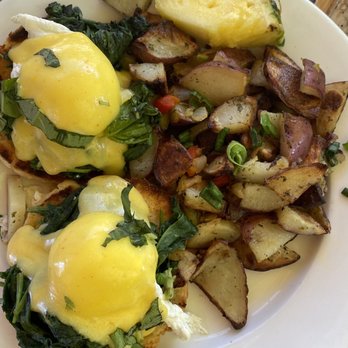 High Hand Cafe - Benedict - New American Near Me - Loomis, California