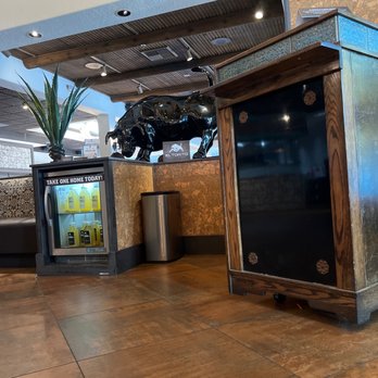 El Torito - Empty front - Mexican Near Me - Cypress, California