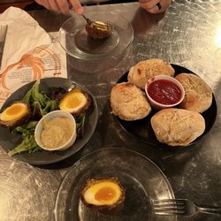 Parkersburg Brewing - Scotcha! And The Fairmont pepperoni rolls