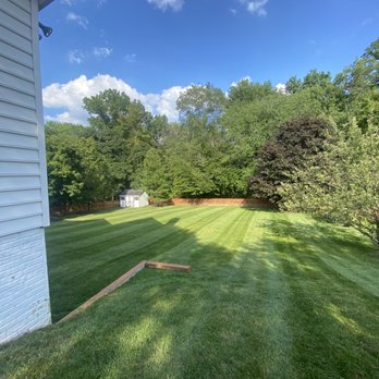 Tenango landscaping - a view of the back yard - Landscaping Near Me Tenango landscaping - a view of the back yard - Landscaping Near Me