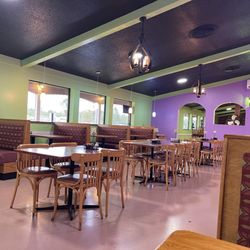 El Molcajete Grill - Love the colors they picked for the dining area. Everything nice and clean.