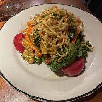 Houston's Restaurant - Thai noodle salad - New American Near Me - Irvine, California Houston's Restaurant - Thai noodle salad - New American Near Me - Irvine, California