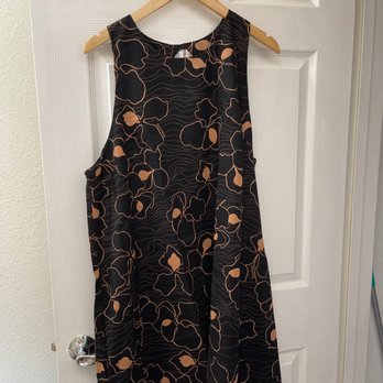 Manuheali'i - Alina dress in kukui nut - Men's Clothing Near Me - Honolulu, Hawaii