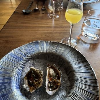 Hed 11 - Oyster and non-alcoholic palette cleanser - Thai Near Me - San Francisco, California